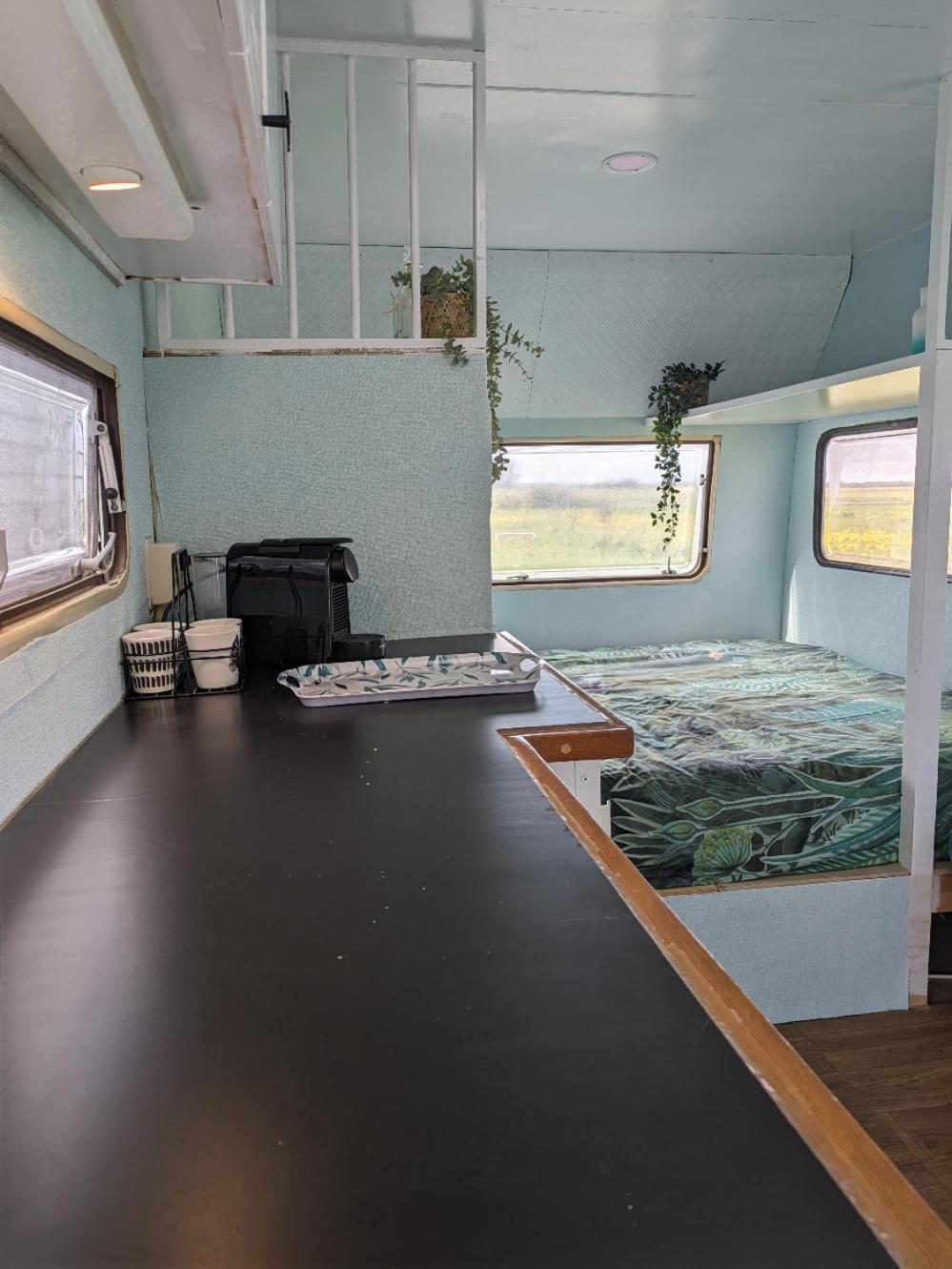 Caravan Zee By Bnb De Kapitein 't Horntje Dış mekan fotoğraf