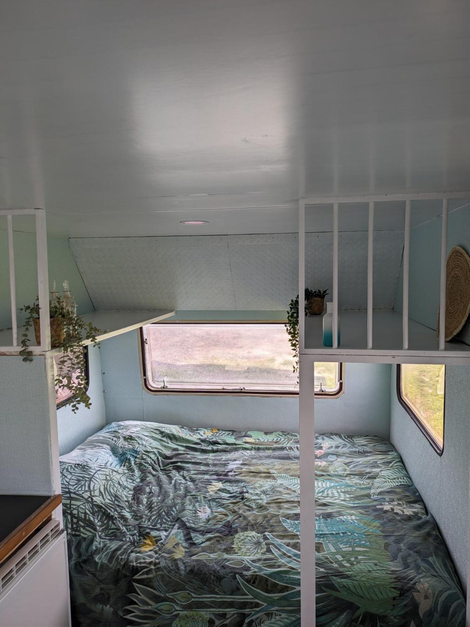 Caravan Zee By Bnb De Kapitein 't Horntje Dış mekan fotoğraf